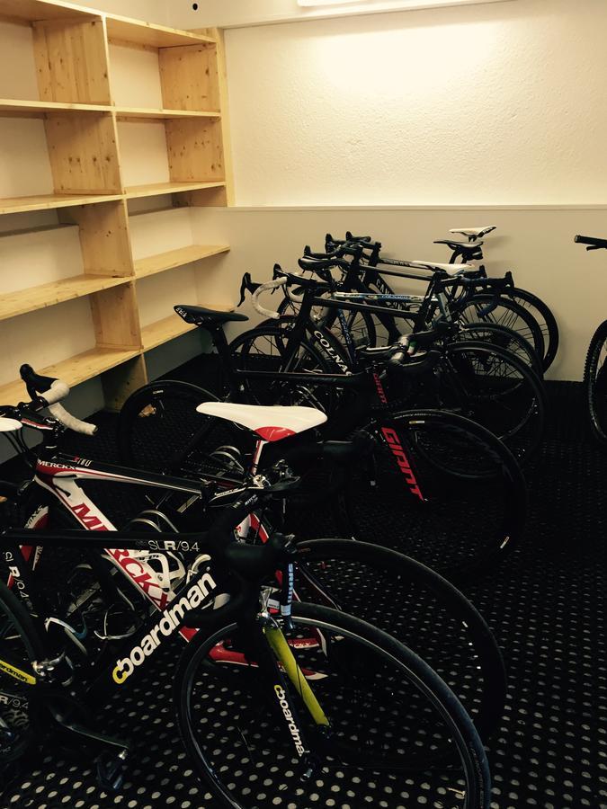 La Vallee Blanche Bikehotel Alpe d'Huez Buitenkant foto